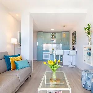 https://apartamento-butiplaya.1costadelsol.com